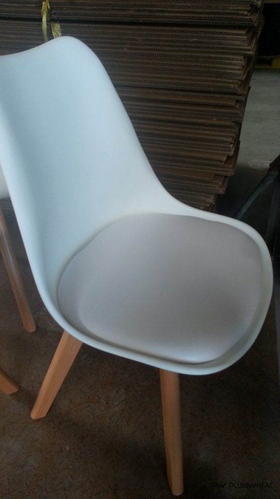PW818 white plastic chair shell with matching white padded cushion
